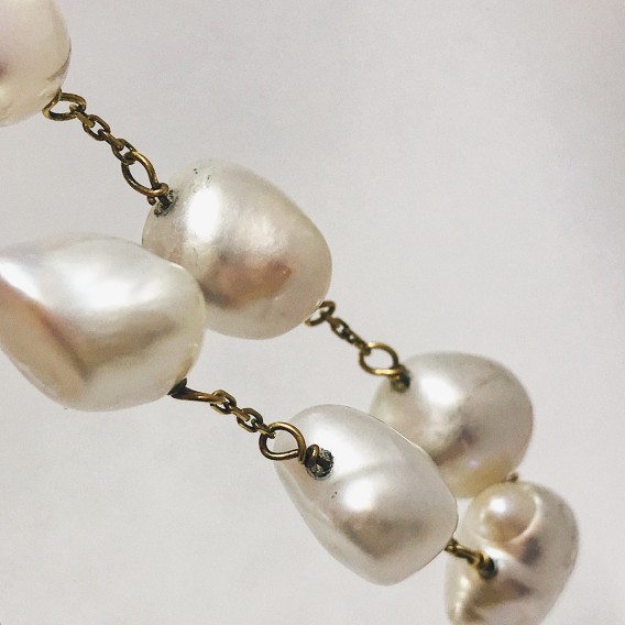 Pulsera en oro 18kt con perlas.