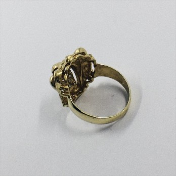 Anillo de oro en forma de cabeza de leÃ³n 2