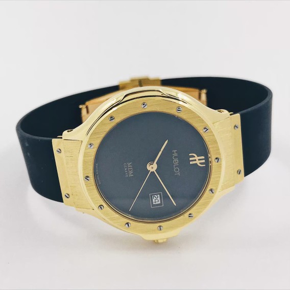 Hublot classic cadete en oro