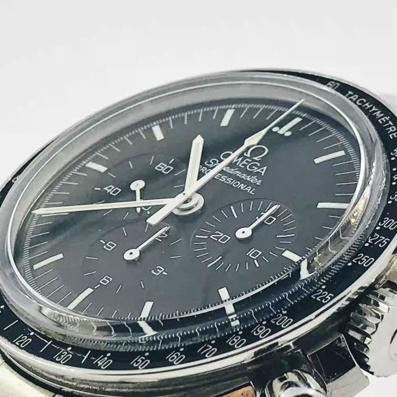 Omega Speedmaster Professional Moonwatch Caja y Documentos