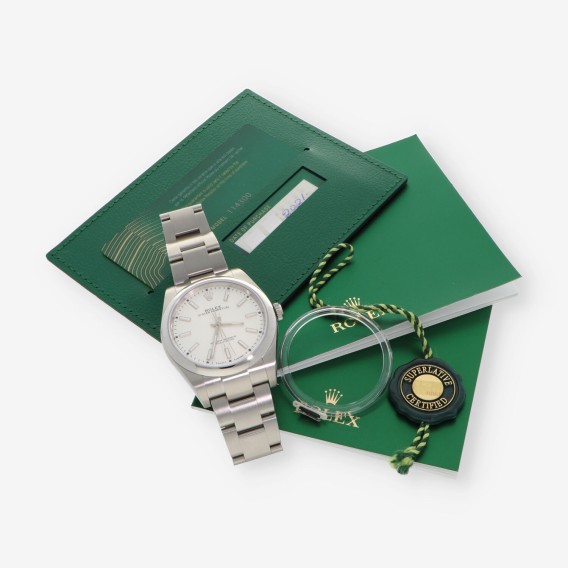 Rolex Oyster Perpetual 114300 Full Set caja y documentos