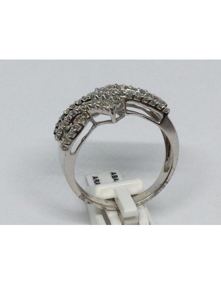 Sortija de oro con diamantes