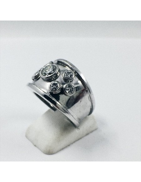 Anillo de oro blanco y brillantes