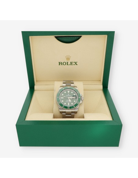 Rolex Submariner 116610LV Hulk con caja y documentos
