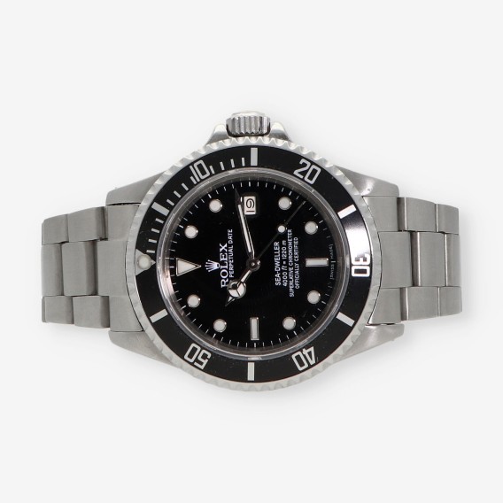 Rolex Sea-Dweller 40mm Date 16660