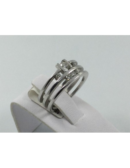 Anillo de oro blanco y brillantes