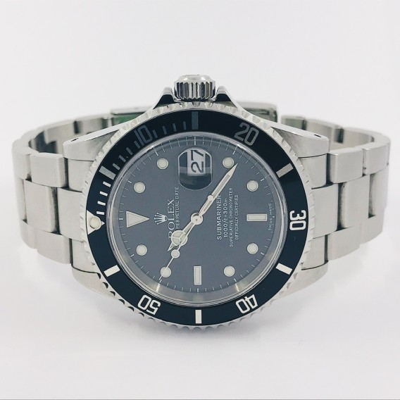 Rolex Submariner 16610 con caja y documento