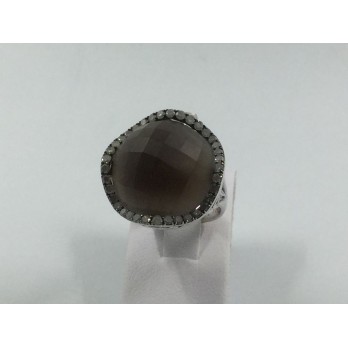 Anillo en oro blanco con amatista y brillantes