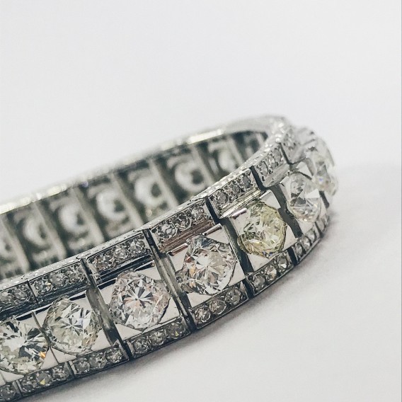 Pulsera riviere en oro blanco y brillantes