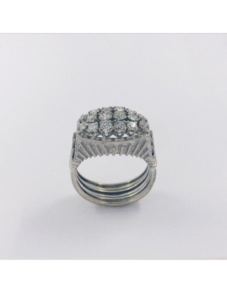 Anillo en oro blanco 18kt con brillantes.