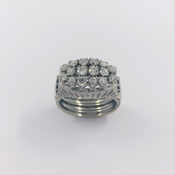 Anillo en oro blanco 18kt con brillantes.