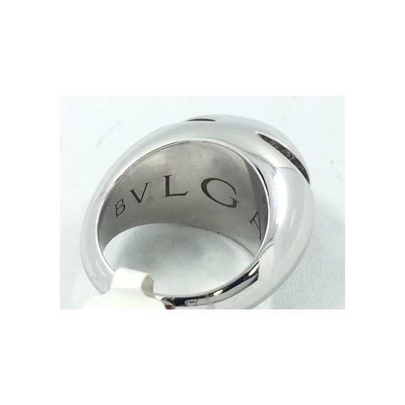 Anillo Bulgari en oro blanco y brillantes
