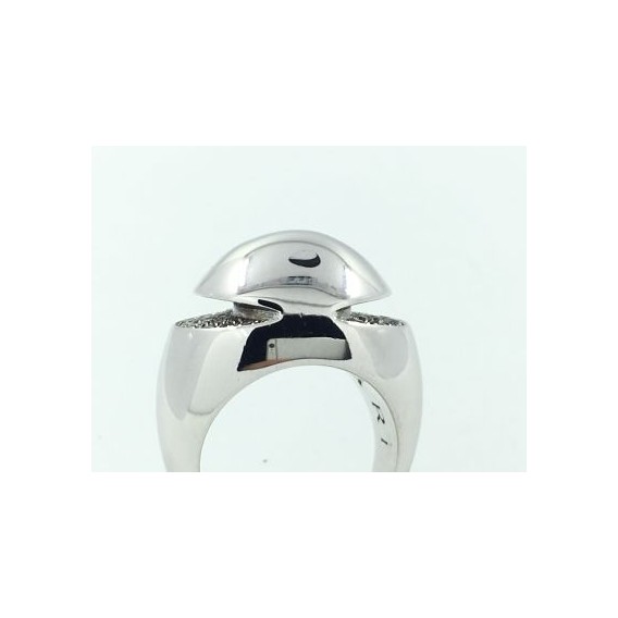 Anillo Bulgari en oro blanco y brillantes