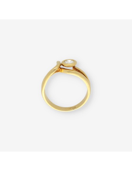 Anillo en oro 18kt con brillante central