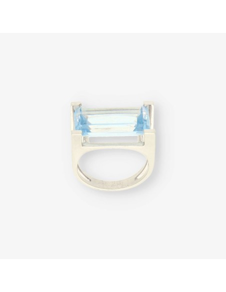 Anillo oro blanco y piedra azul