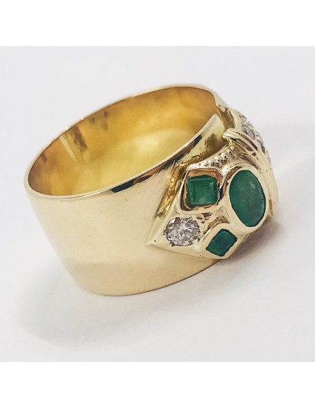 Anillo en oro 18kt con esmeralda y brillantes