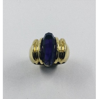 Anillo de oro y amatista